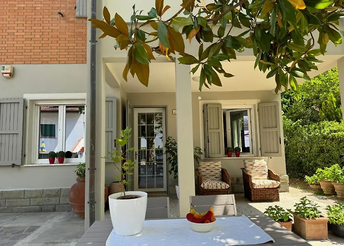 Pesciolino Rosso * 切塞纳蒂科