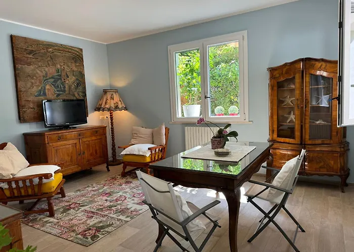 度假居 Pesciolino Rosso 切塞纳蒂科